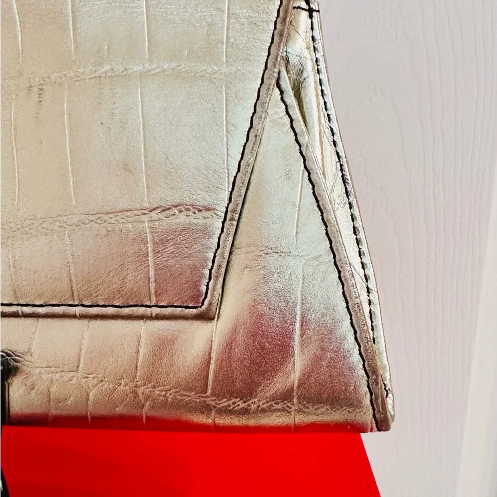 KENNETH COLE ~ Women's gold/silver embossed magnetic closure clutch bag